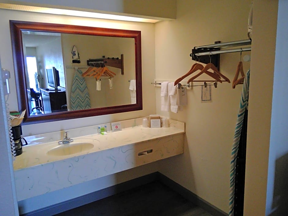 Americas Best Value Inn Kinston