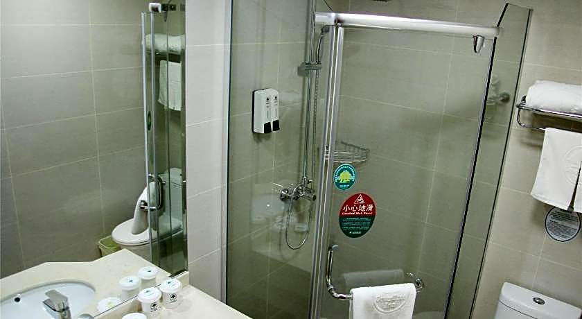 GreenTree Inn Yizhou Fanshi Bus Station Business Hotel