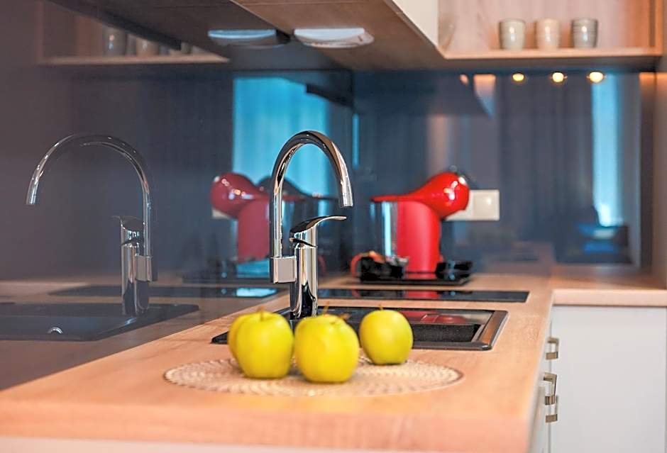 City Park Apart Hotel by CHM