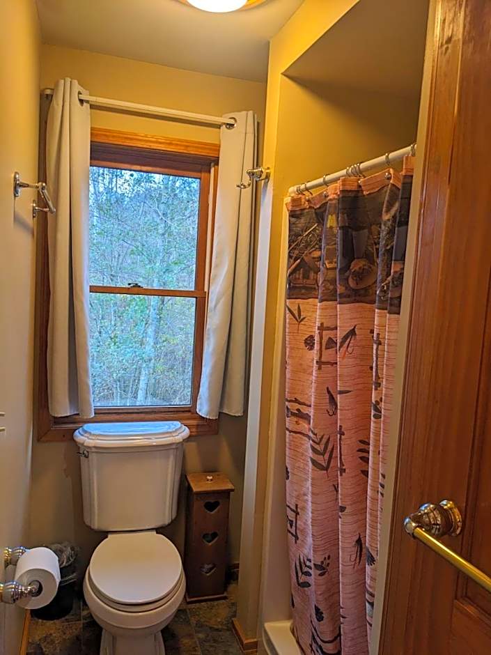 Rough Cut Lodge