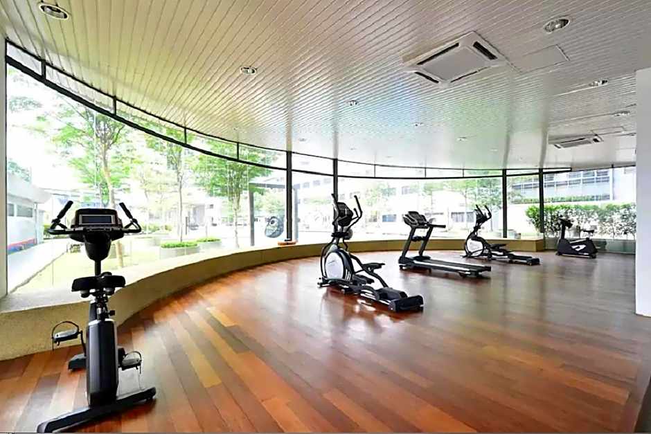 Puchong Skypod Residence @ Hostay