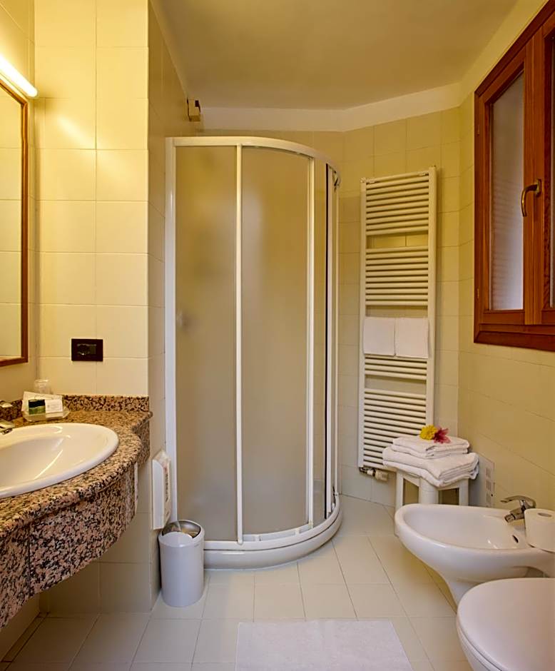 Hotel Commercio & Pellegrino