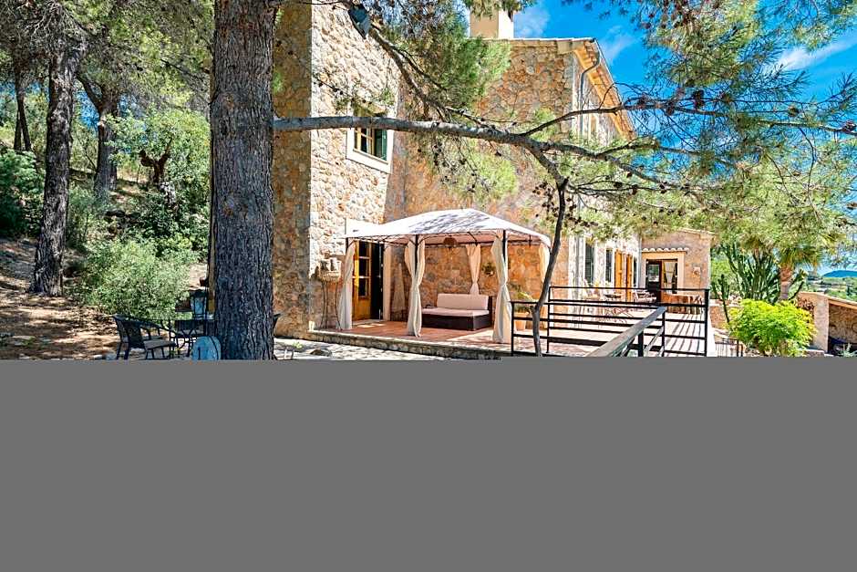 Photo 1 of 5 of Villa