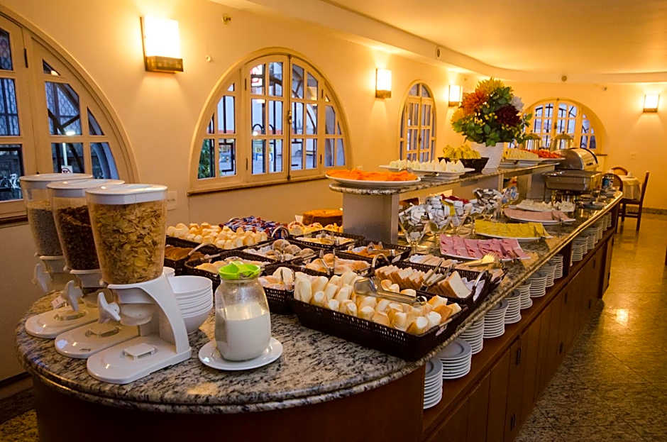 Hotel Monte Alegre