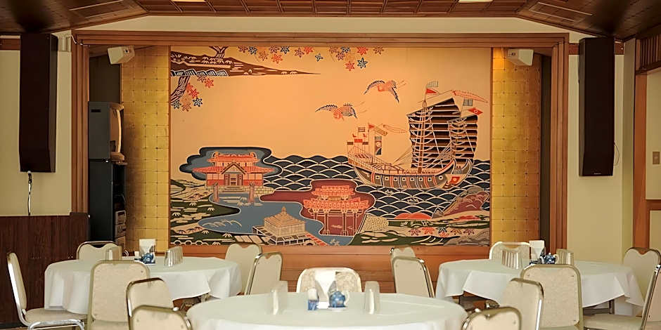 Crown Hotel Okinawa