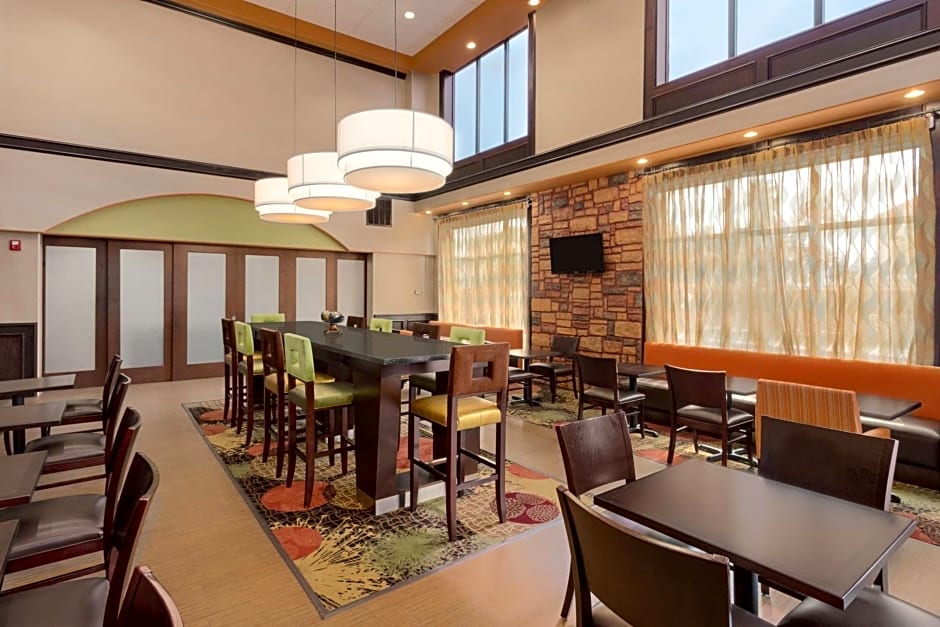 Hampton Inn & Suites Pharr