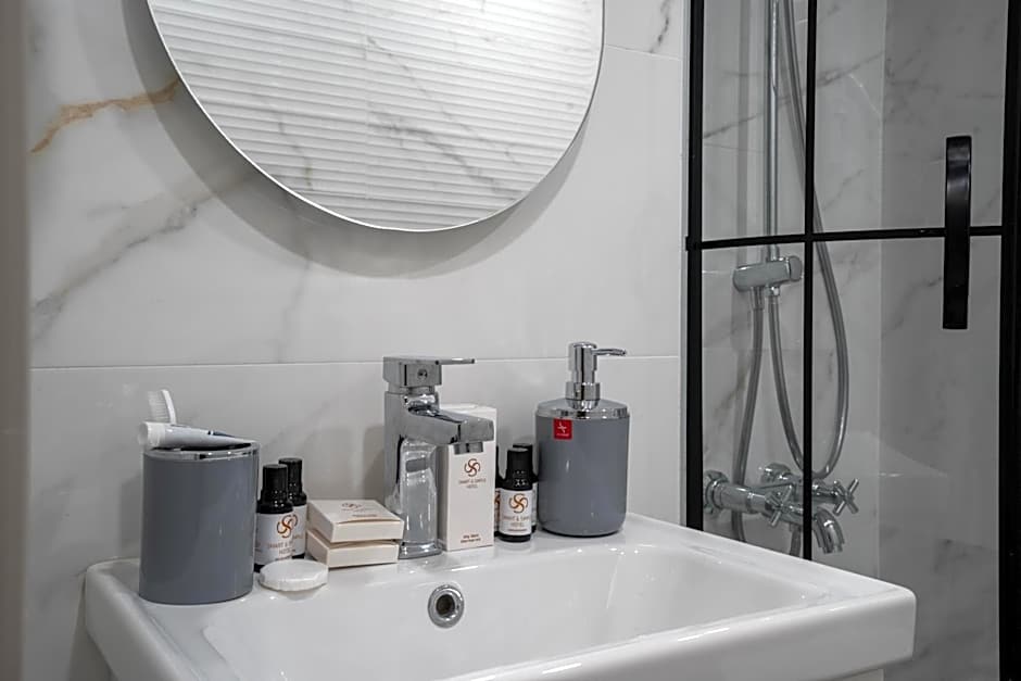 Smart and Simple Hotel Karakoy