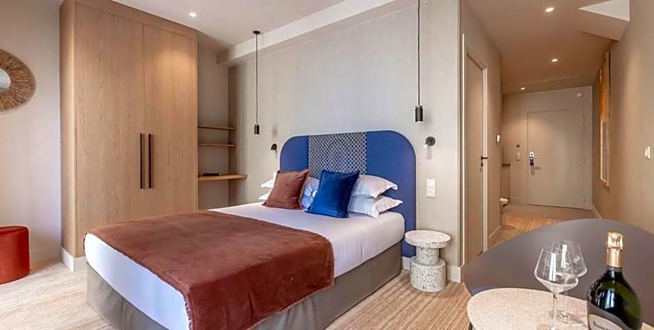 Suites FL By Sweett