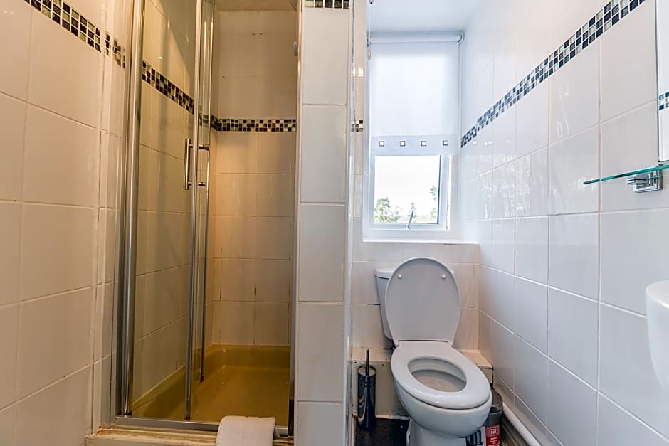 Rayrigg Villa Windermere (Room Only)