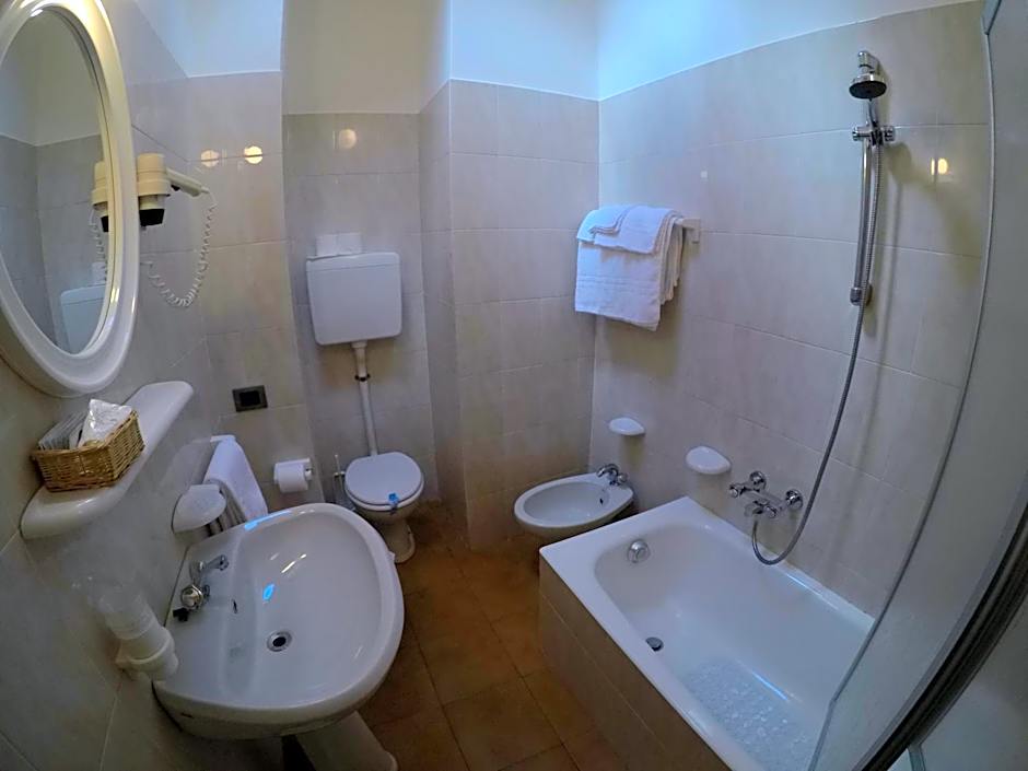 Hotel Ristorante Combolo