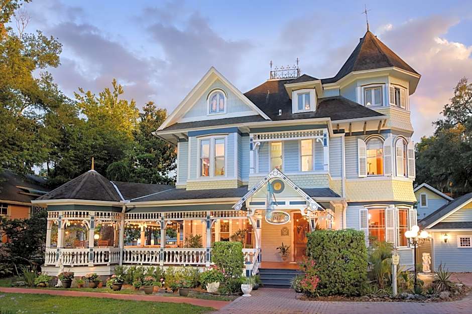 Sweetwater Branch Inn Bed And Breakfast