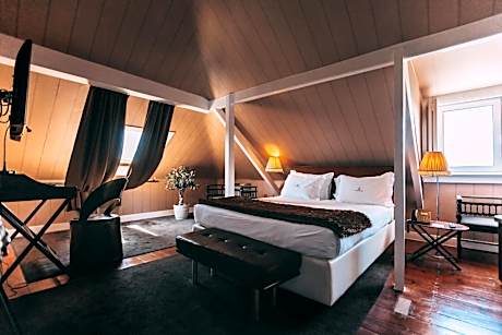 Royal Double Room with City View
