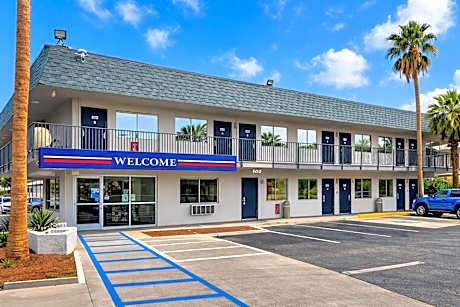 Motel 6-Blythe, CA