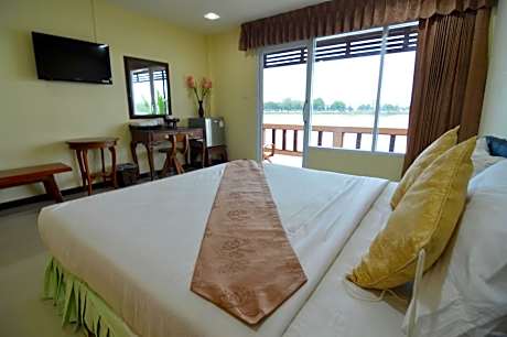 Techno Riverview Resort