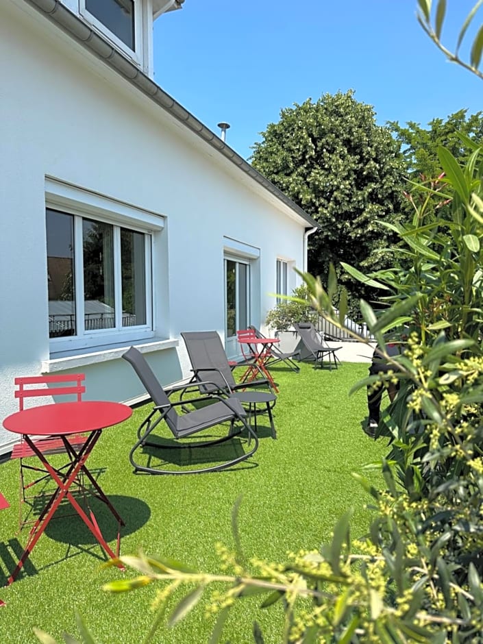 Logis Hôtel & Restaurant Le Vert Bocage