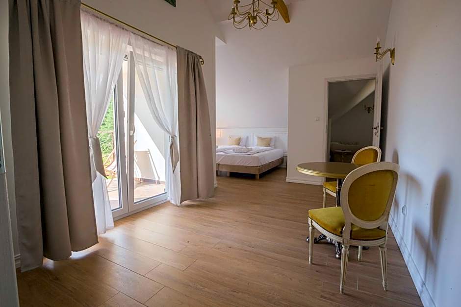 Dwór i Dworek Leszczowate Wellness & Spa