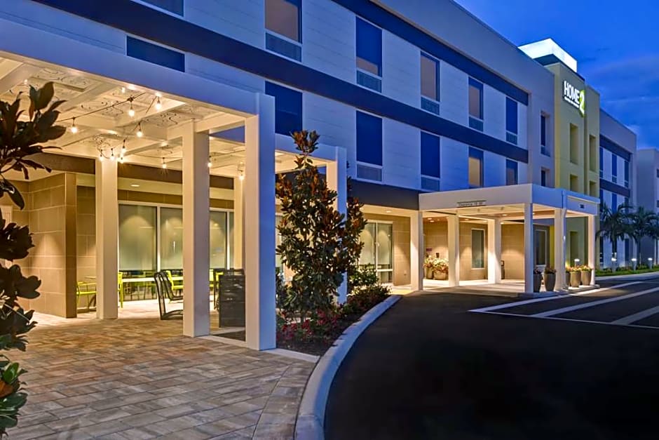 Home2 Suites by Hilton Naples I-75 Pine Ridge Road