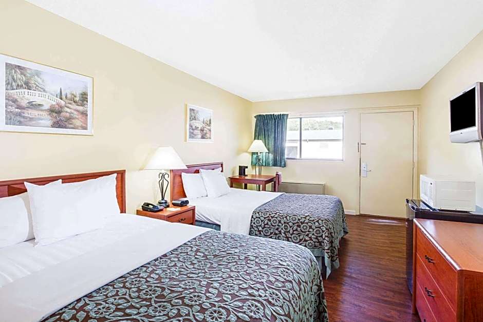 Days Inn by Wyndham Athens