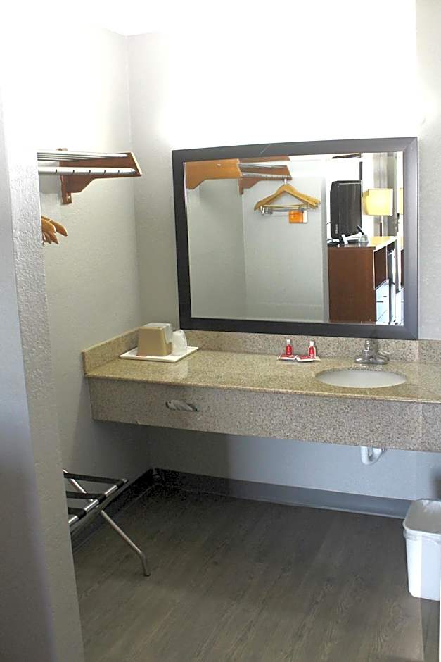 Econo Lodge Franklin South