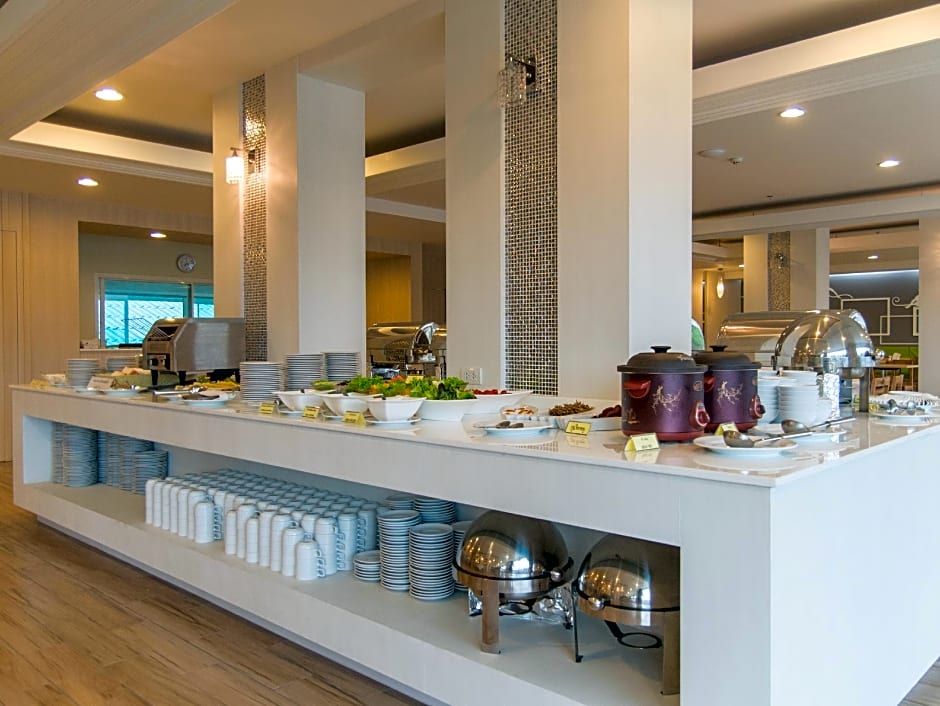 Prachuap Grand Hotel