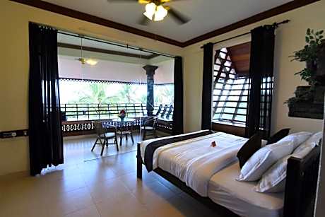 Superior Double or Twin Room with Sea View