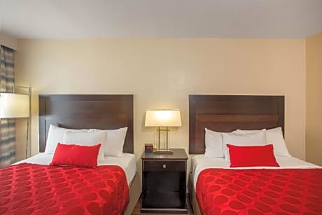 Queen Room with Two Queen Beds and Street View - Pet Friendly/Non-Smoking