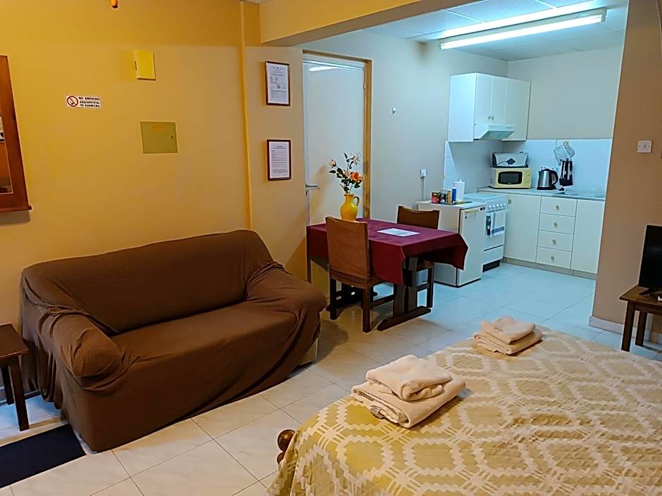 Rantzo Holiday Apartments