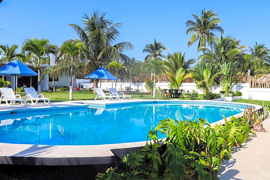 Hotel Lunazul In Costa Esmeralda