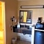 Anaheim Astoria Inn & Suites