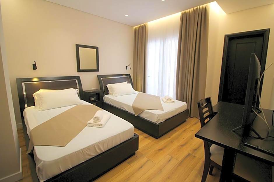 Hotel Strora