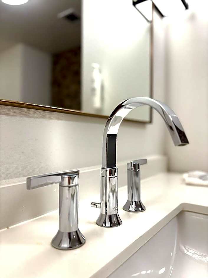 Kozy Hotel Houston North