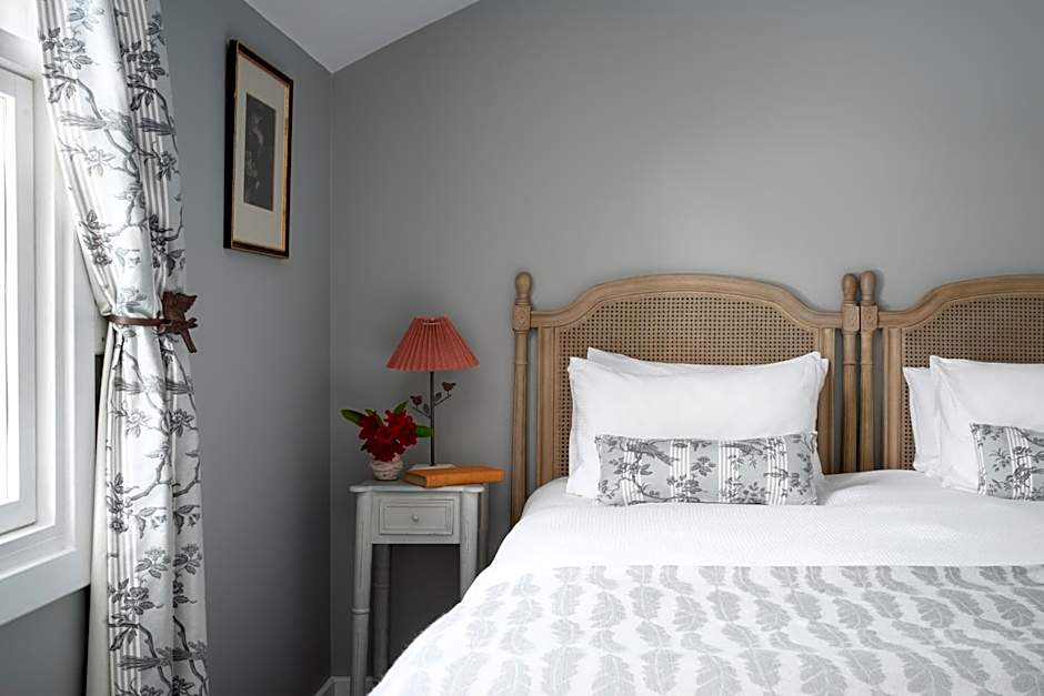 Meikleour Arms Hotel & Restaurant