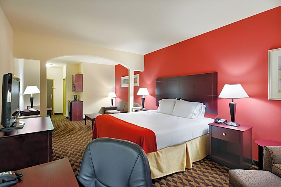 Photo 1 of 1 of 1 King Bed Suite