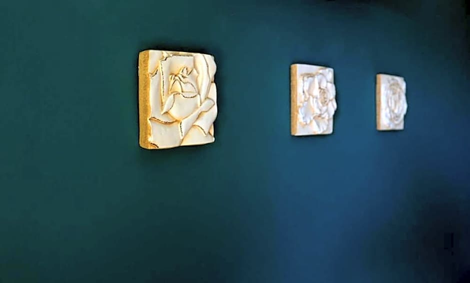 The Hedge Guesthouse