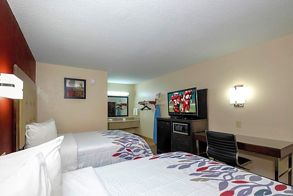 Red Roof Inn Columbus, MS
