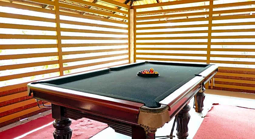 Girassol Service Villa