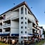Tauras Center Hotel