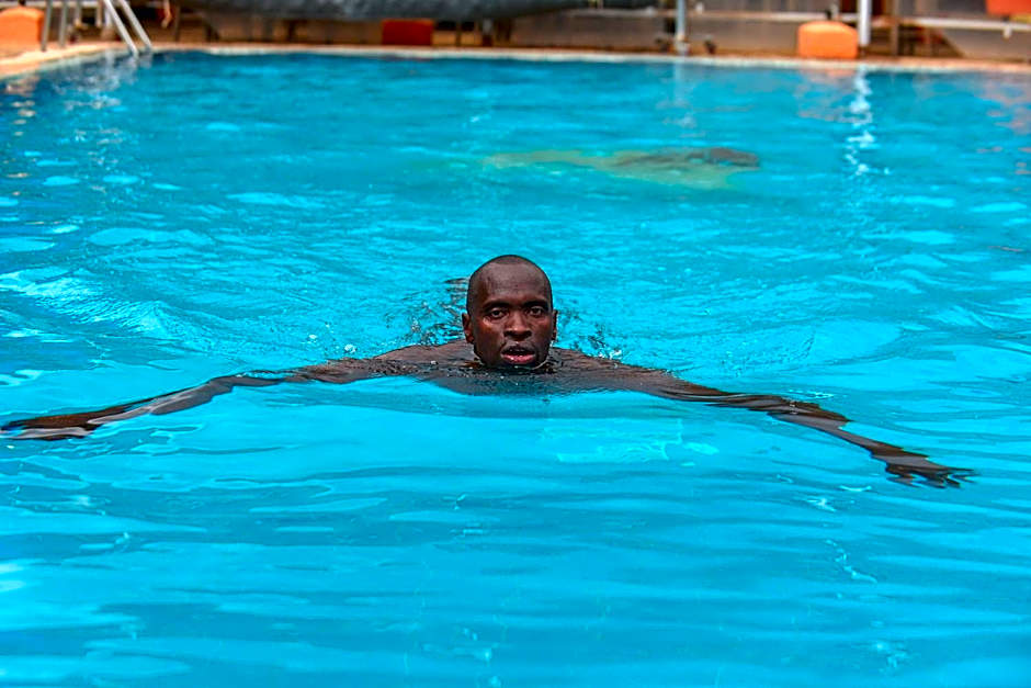 Falcon Heights Hotel