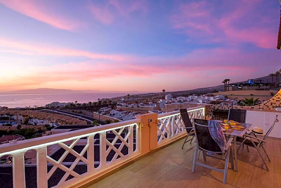 109 Penthouse , incredible view, Marco