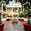 El Carmen Hotel