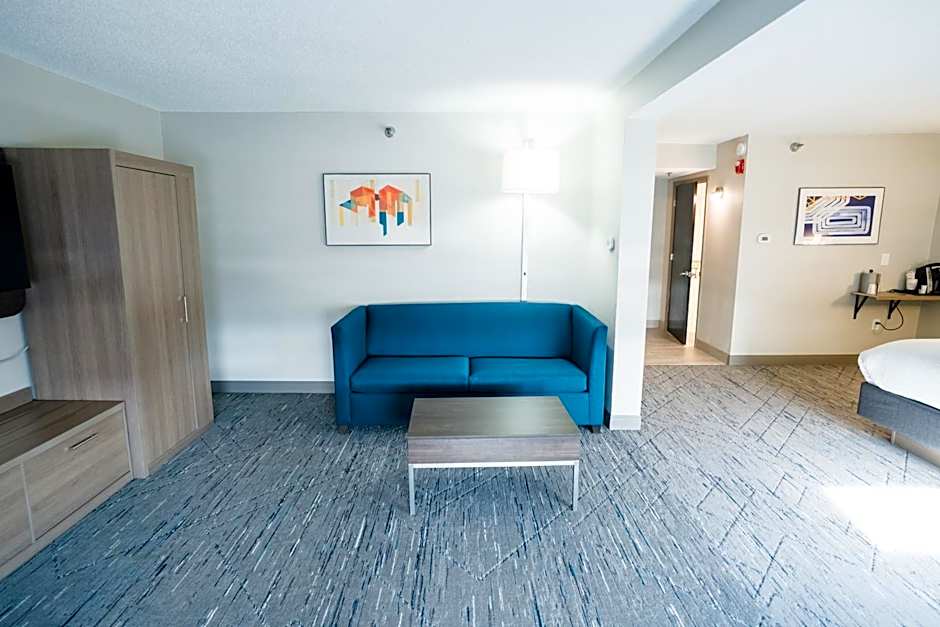 Holiday Inn Express Hotel & Suites Knoxville-North-I-75 Exit 112 By IHG