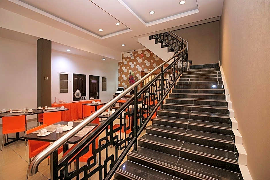 MEL'S INN MANADO
