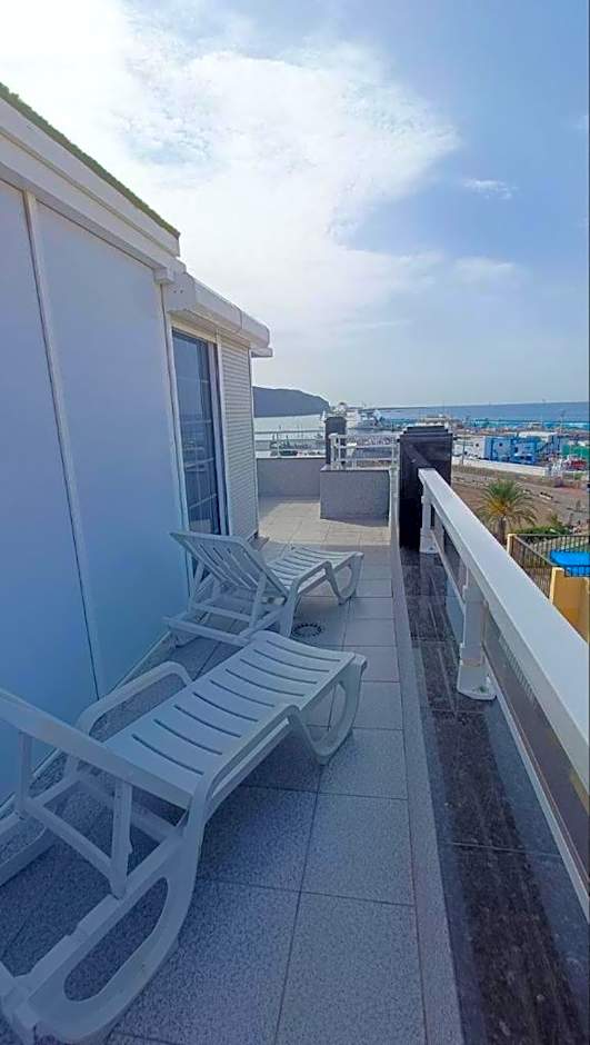Foto 1 de 12 de Family Apartment, Sea View