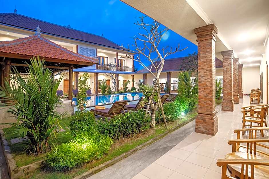 Tom's Inn Pecatu