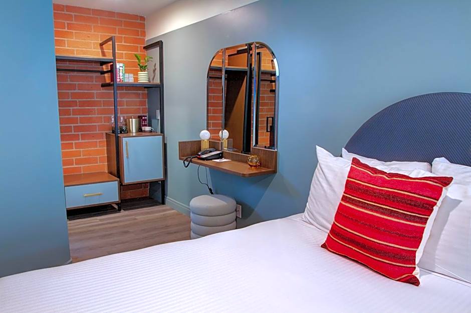 The Hollywood Franklin Hotel near Universal Studios