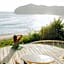 Kini Resort - Oceanfront Bamboo Eco Lodges