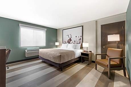 King Room - Disability Access/Non Smoking