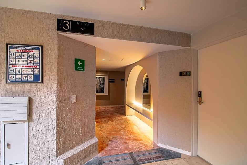 Oliva Plaza Hotel
