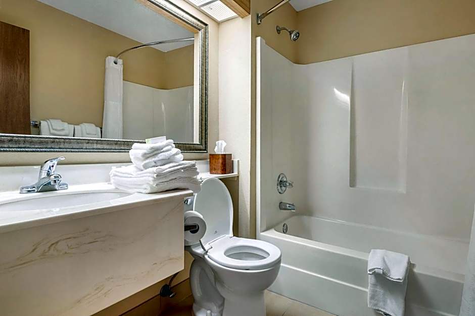 Quality Inn St. Cloud West