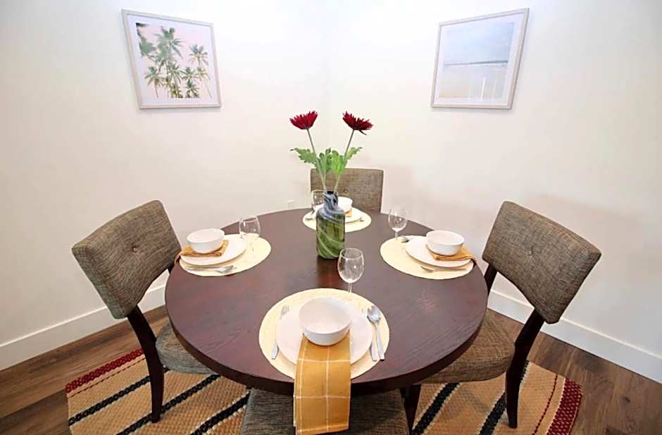 Los Angeles Premium Suites with Free Parking